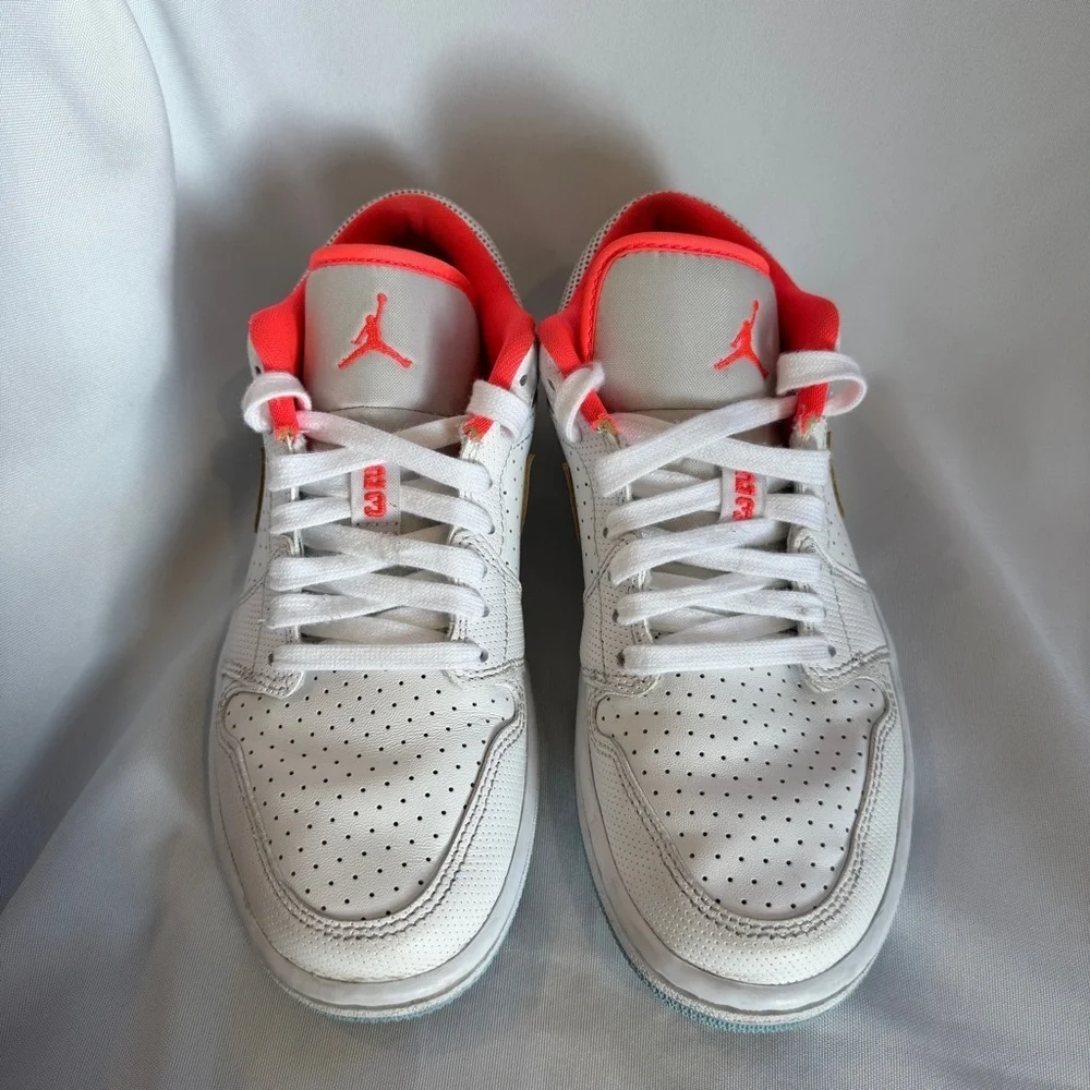 Nike Jordan 1 Low SE White Seasame Woman’s size 6.5 style DC9509100